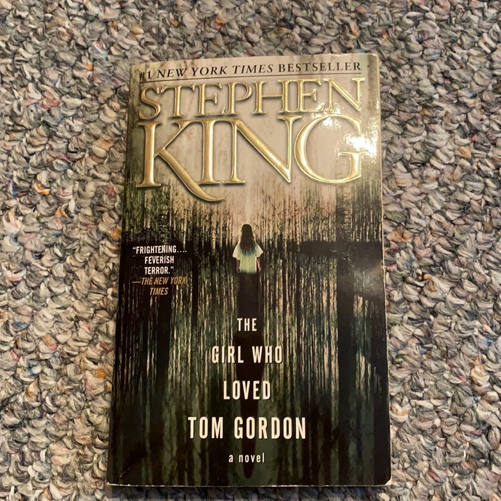 The Girl Who Loved Tom Gordon by Stephen King